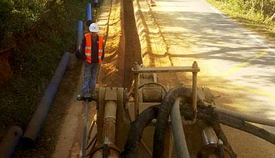 avantage de location trancheuse de sol avec conducteur pour pose réseaux sec et humide paca