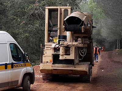 location de trancheuse sol tp avec chauffeur