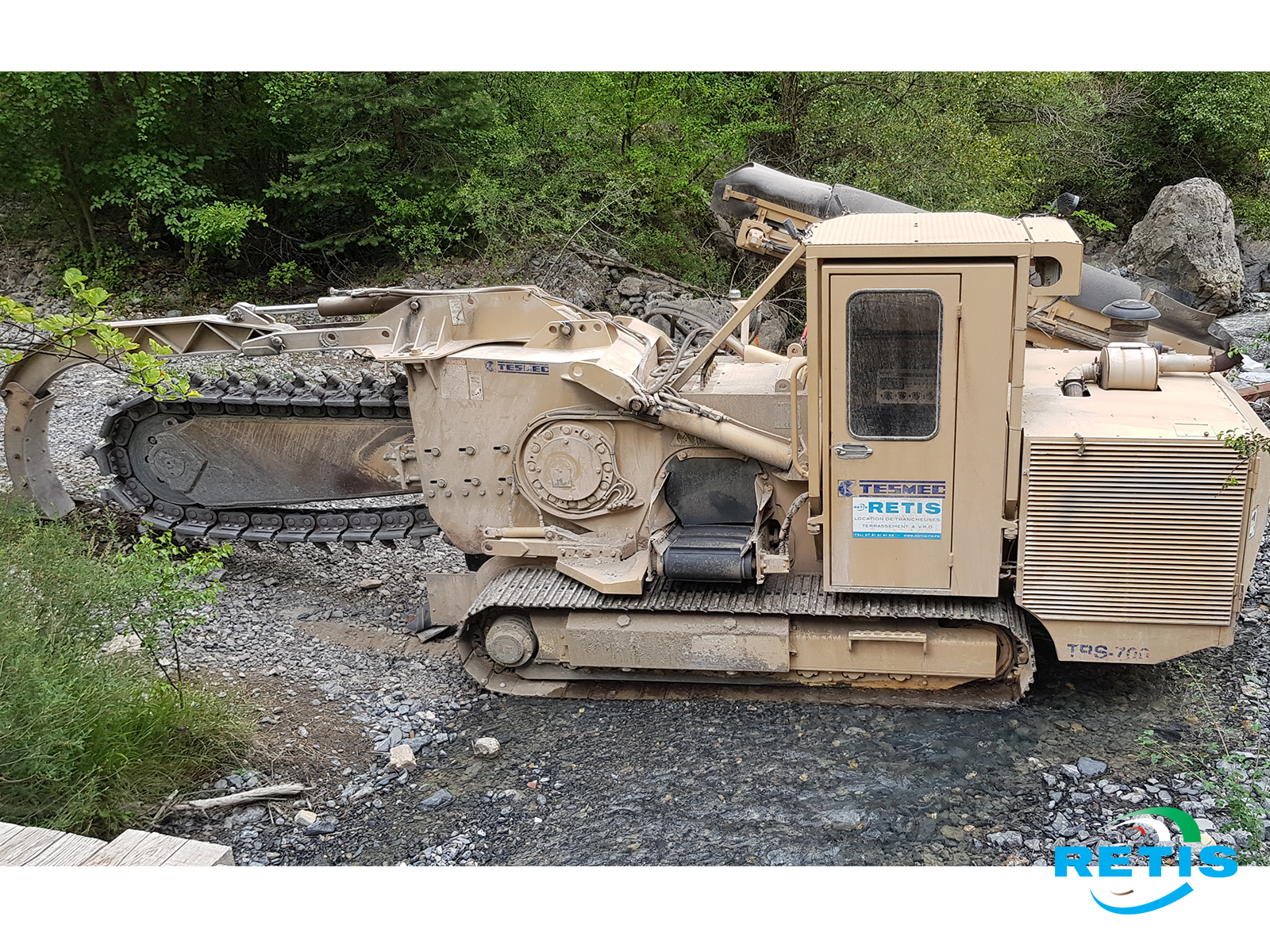 Location trancheuse de sol TP avec chauffeur Tesmec 700 B